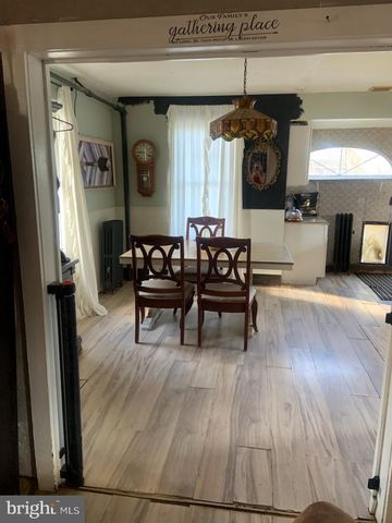 6126 LONGWOOD AVE, Mays Landing, NJ 08330