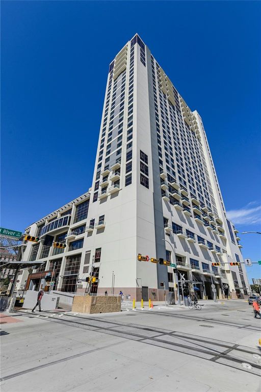 555 E 5th ST 809, Austin, TX 78701