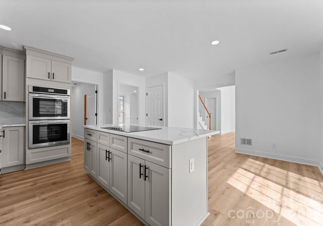 14340 Kendalton Meadow Drive, Mint Hill, NC 28227