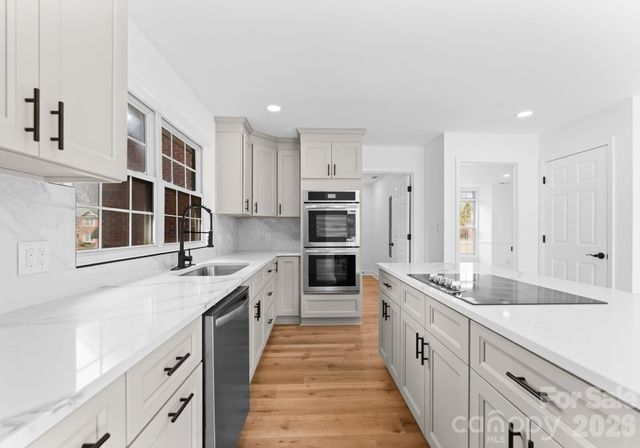 14340 Kendalton Meadow Drive, Mint Hill, NC 28227