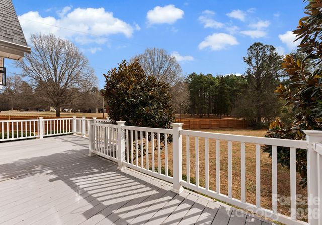 14340 Kendalton Meadow Drive, Mint Hill, NC 28227