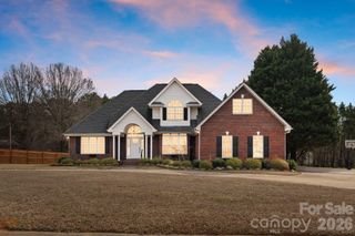 14340 Kendalton Meadow Drive, Mint Hill, NC 28227