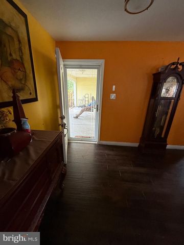 16 TERRELL LN, Willingboro, NJ 08046