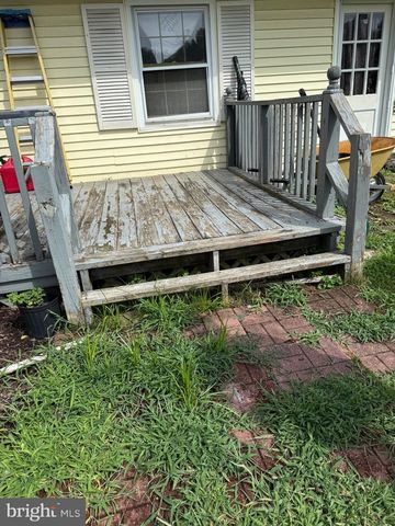 16 TERRELL LN, Willingboro, NJ 08046