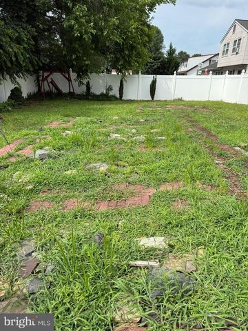 16 TERRELL LN, Willingboro, NJ 08046