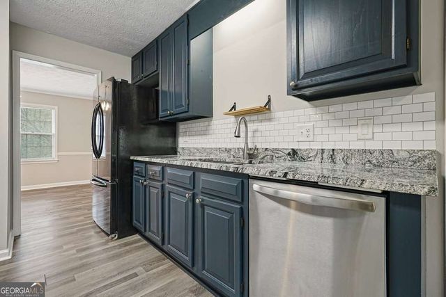 1012 Atherton Lane, Woodstock, GA 30189