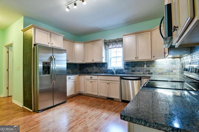 170 Meredith Ridge Road 8, Athens, GA 30605