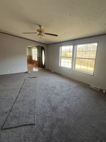 697 Club Springs Rd, Buffalo Valley, TN 38548