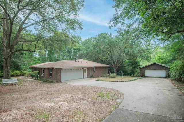 1210 Goldenrod Rd, Cantonment, FL 32533