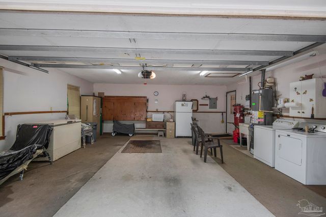 1210 Goldenrod Rd, Cantonment, FL 32533