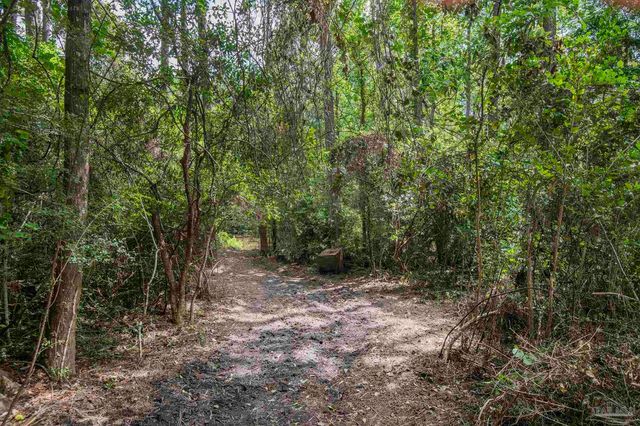 1210 Goldenrod Rd, Cantonment, FL 32533