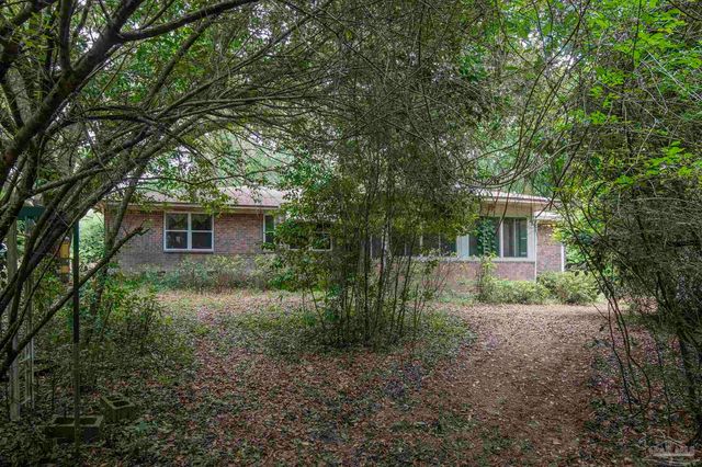 1210 Goldenrod Rd, Cantonment, FL 32533