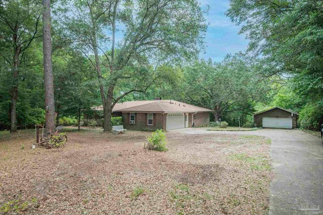1210 Goldenrod Rd, Cantonment, FL 32533