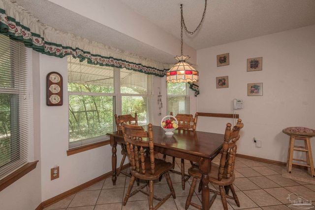 1210 Goldenrod Rd, Cantonment, FL 32533