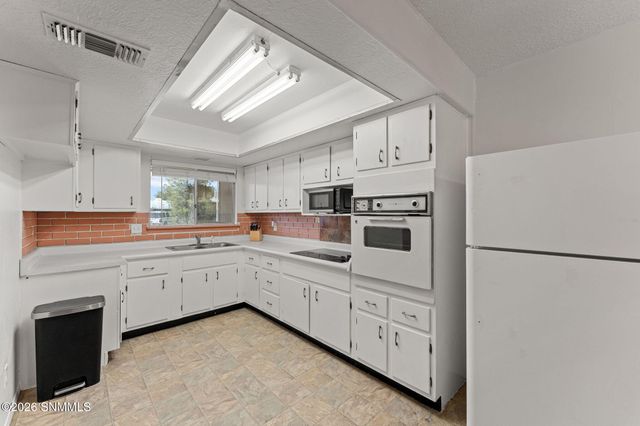 1818 Louise Circle, Las Cruces, NM 88001
