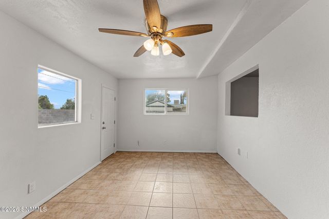 1818 Louise Circle, Las Cruces, NM 88001