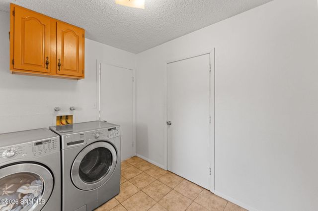 1818 Louise Circle, Las Cruces, NM 88001