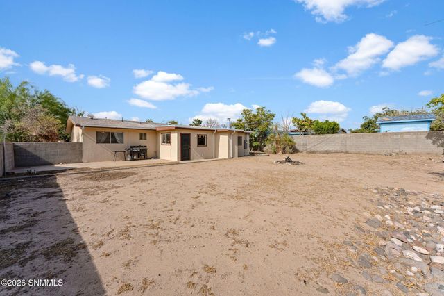 1818 Louise Circle, Las Cruces, NM 88001