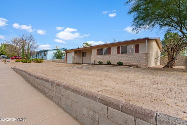 1818 Louise Circle, Las Cruces, NM 88001
