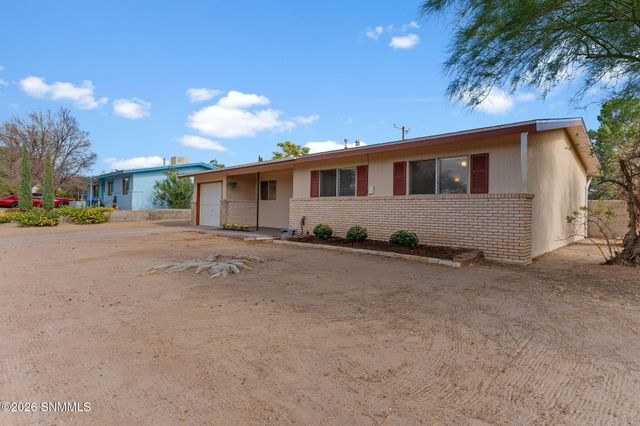 1818 Louise Circle, Las Cruces, NM 88001