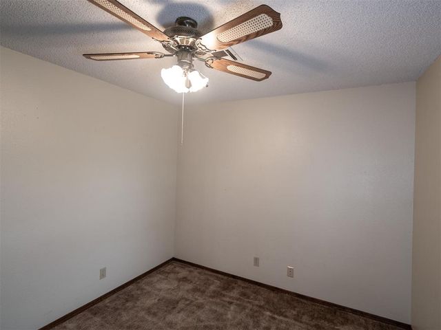 5502 Aquarius, Shawnee, OK 74804
