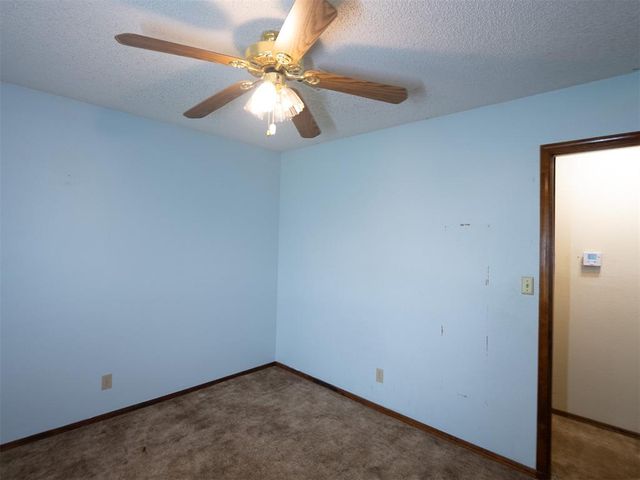 5502 Aquarius, Shawnee, OK 74804