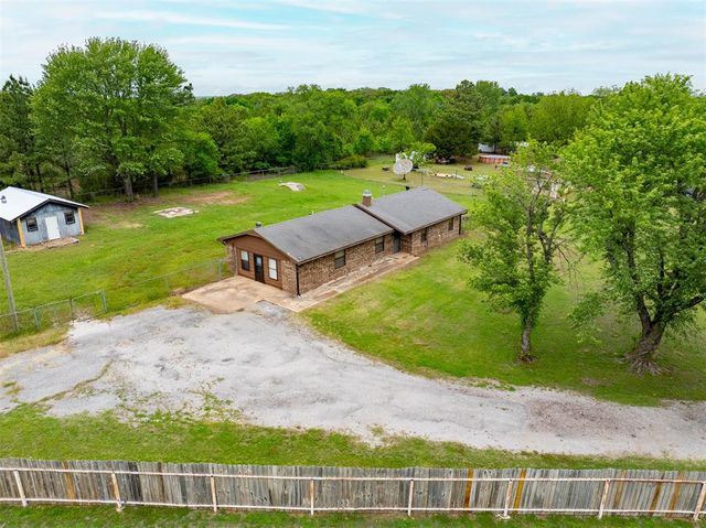 5502 Aquarius, Shawnee, OK 74804