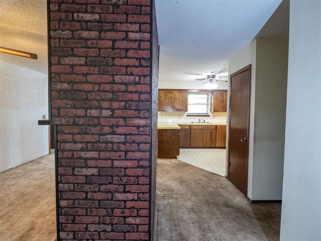 5502 Aquarius, Shawnee, OK 74804