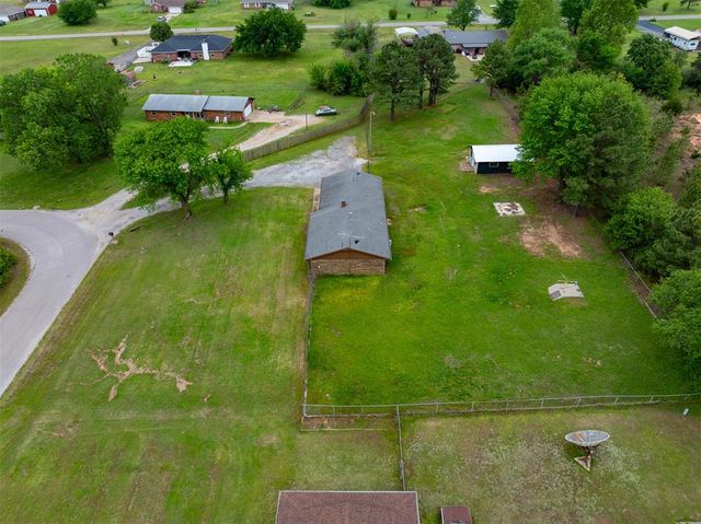 5502 Aquarius, Shawnee, OK 74804