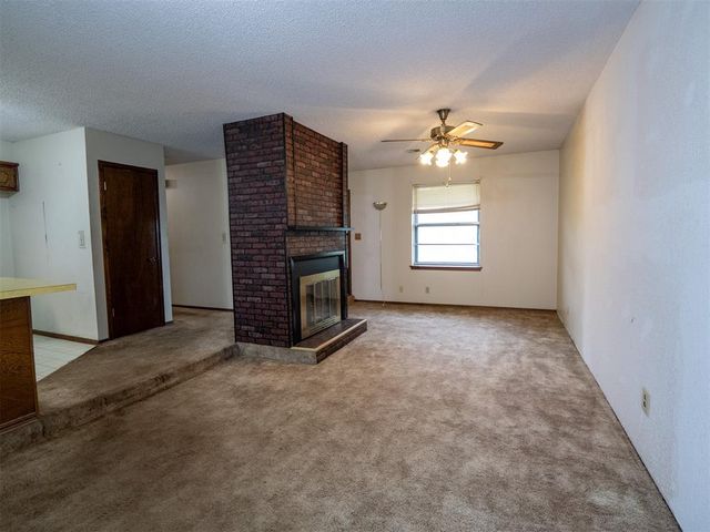 5502 Aquarius, Shawnee, OK 74804