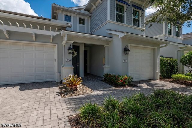 6954 Avalon CIR 702, Naples, FL 34112