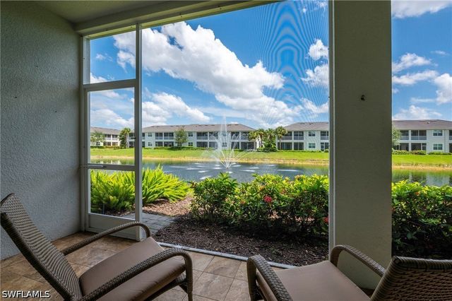 6954 Avalon CIR 702, Naples, FL 34112