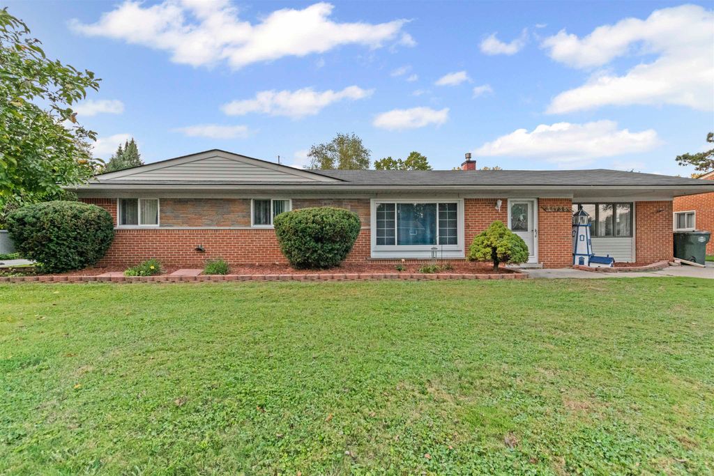 34735 Joel Street, Chesterfield Twp, MI 48047