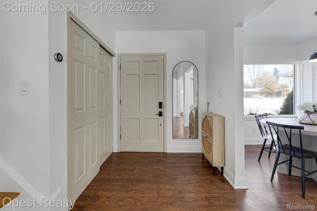 6702 Cathedral Drive, Bloomfield Hills, MI 48301