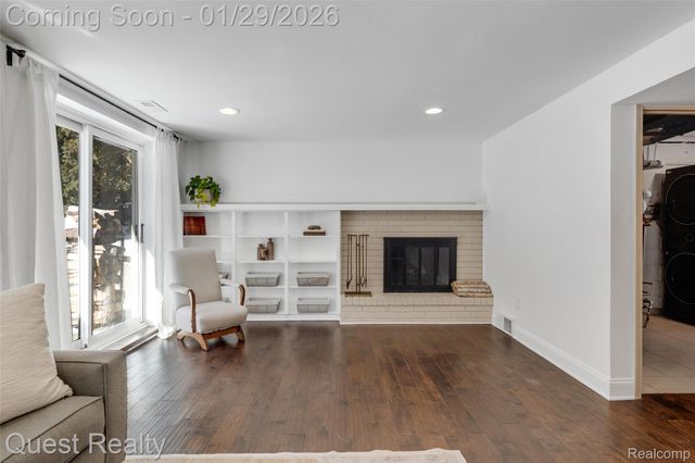 6702 Cathedral Drive, Bloomfield Hills, MI 48301