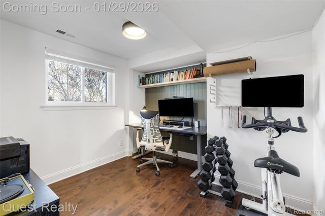 6702 Cathedral Drive, Bloomfield Hills, MI 48301