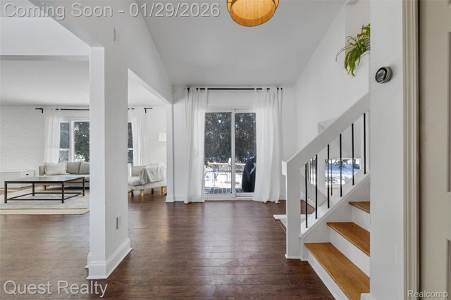 6702 Cathedral Drive, Bloomfield Hills, MI 48301