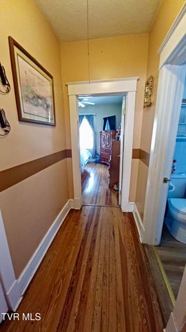 1411 Island Road, Bristol, VA 24201