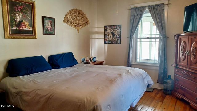 1411 Island Road, Bristol, VA 24201