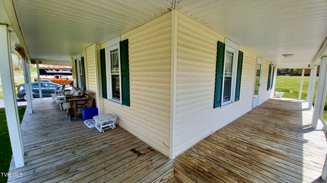 1411 Island Road, Bristol, VA 24201