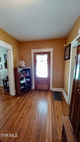 1411 Island Road, Bristol, VA 24201