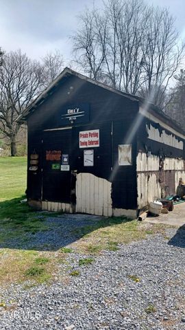 1411 Island Road, Bristol, VA 24201