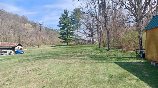 1411 Island Road, Bristol, VA 24201