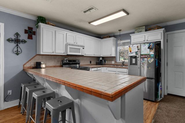 2509 N SH 322, Henderson, TX 75652