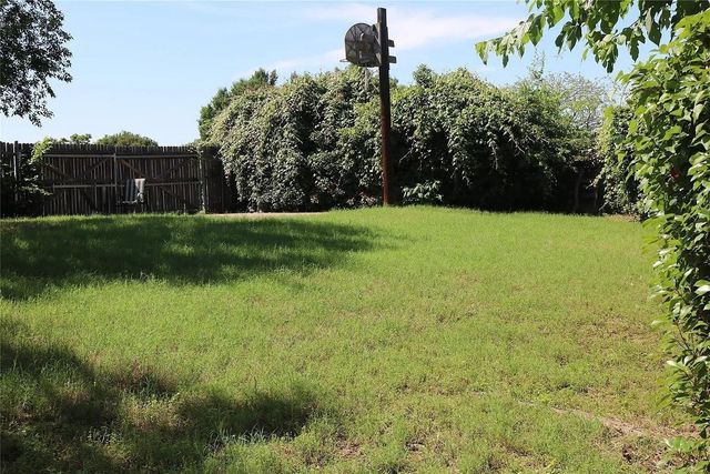 627 Cherry Lane, Southlake, TX 76092