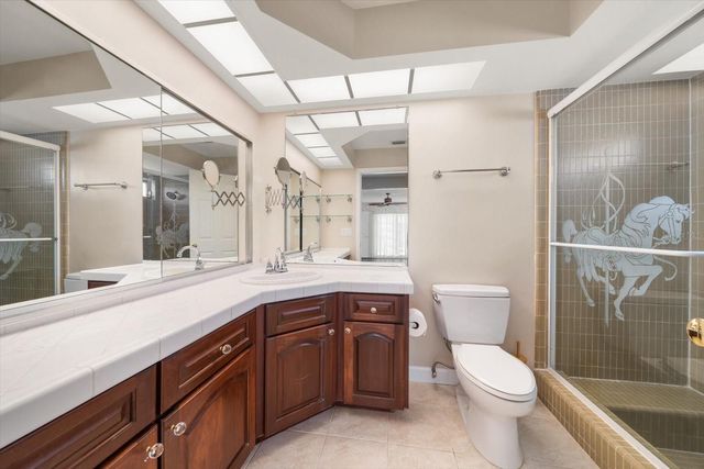 878 HARBOR ISLAND, Clearwater Beach, FL 33767