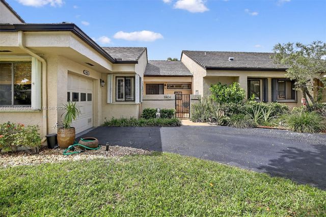 9404 N Chelsea Dr N, Plantation, FL 33324