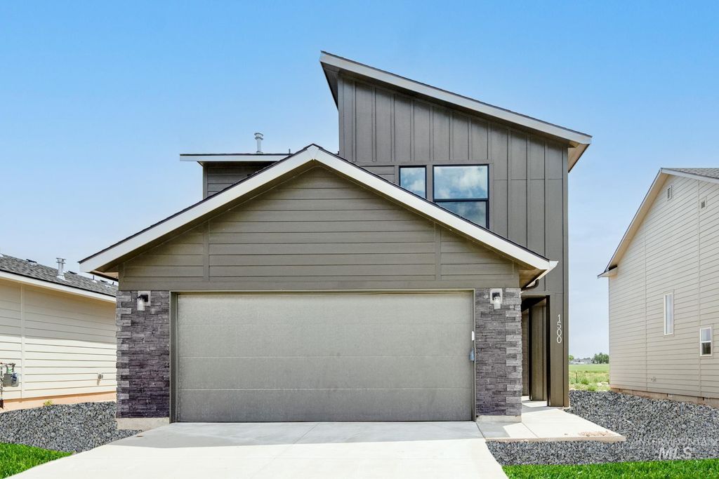 1500 N Coltsfoot Ave, Kuna, ID 83634