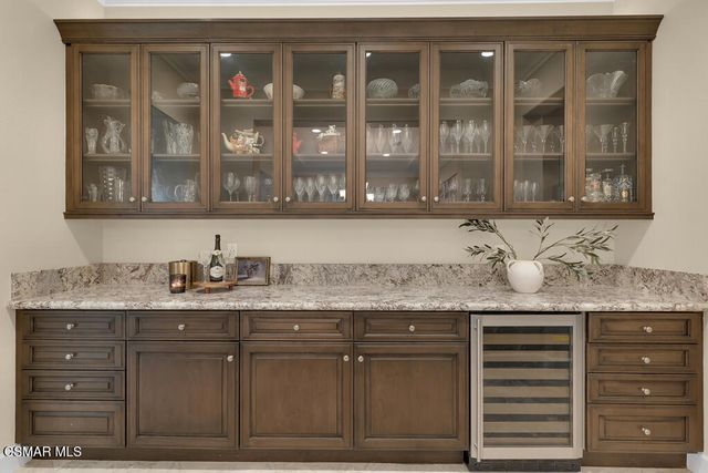 6894 Copper Creek Place, Moorpark, CA 93021