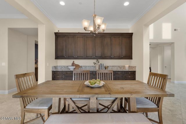 6894 Copper Creek Place, Moorpark, CA 93021